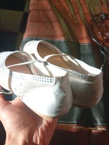 Sparkling Ballet Flats with Bow