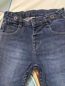 Classic Blue Denim Jeans &amp; Beach Green Shirt