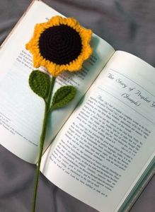 Crochet Sunflower Bookmark