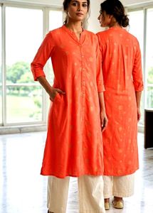 🏵️ Pocket Kurta with Golden Print