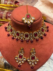 Exquisite Red Stone Jewellery Set