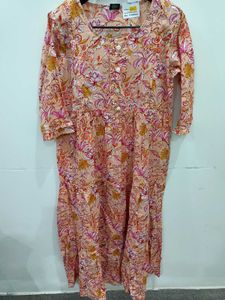Floral Print Tiered Midi Dress