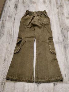 Ma2947 Sabrin cargo jeans waist 22-24 inches