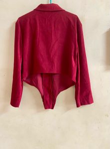 Chic Cropped Collared Red Shirt