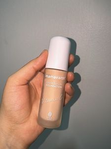 Mamaearth Glow Serum Foundation