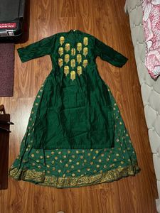 Pure Silk Green & Gold Lehanga