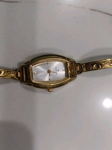 Elegant Gold-Tone Women's Watch