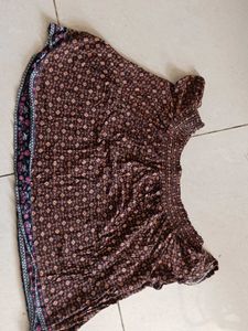 Off-Shoulder Smocked Floral Crop Top