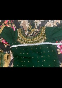 Elegant Green &amp; Gold Embroidered Pakistani Suit