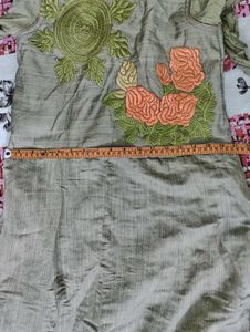Embroidered Kurta with Legging