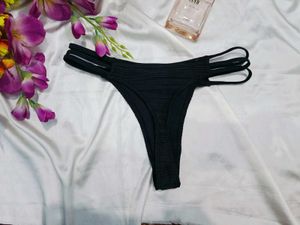 🇳🇿💫🎀Stylish Black Thong Panty