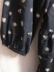 Chic Black Daisy Print Dress