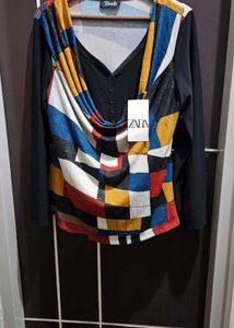 Geometric Print Long Sleeve Top