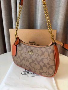 COACH**Teri Shoulder bag**PREMIUM QUALITY*