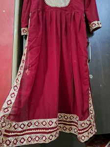 Beautiful festive Wear NEW Nairacut kurti Set