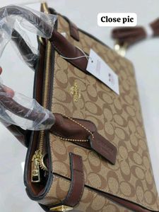 •Coach Signature Canvas Tote Bag* WITHOUT BOX