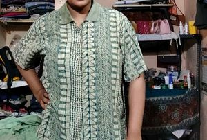 Unique Print Button-Up Shirt