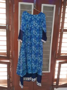 round floor length kurti