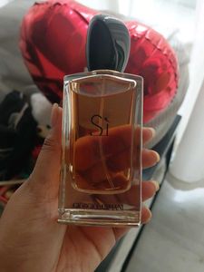 Giorgio Armani Si EDP Decant 5ml.