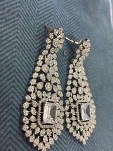 Elegant Crystal Drop Earrings