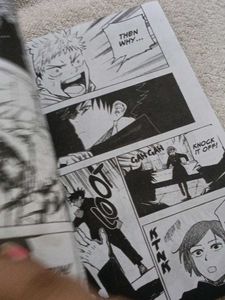 Jujutsu Kaisen Manga Volume 1