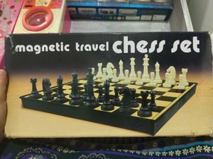 Magnetic Travel Chess Set