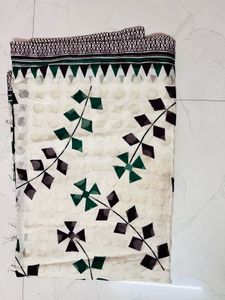 Cream Saree with Floral Print