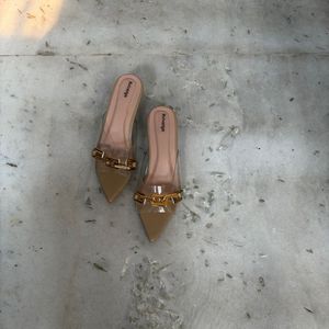 Chic Chain Detail Pointed Toe Mules
