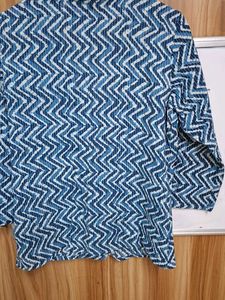 Blue &amp; White Geometric Print Kurta