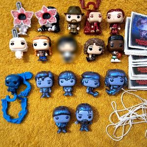 Kinder Joy Stranger Things Edition – 16 Figure
