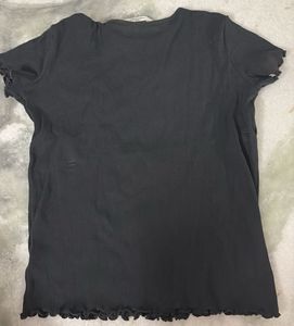 Basic Black T-Shirt with Lettuce Trim