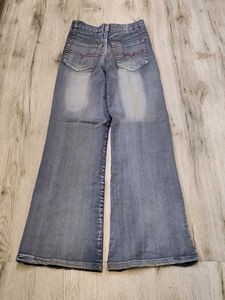Ma2319 Sabrin bootcut jeans waist 22 inches