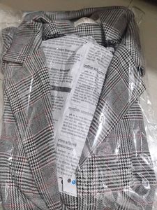 22.Stylish Plaid Blazer Jacket