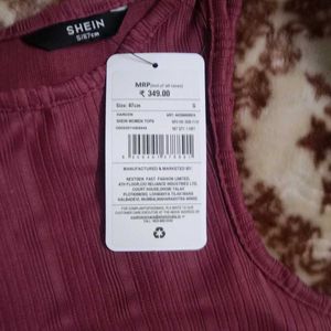 S size Ribbed Halter Top