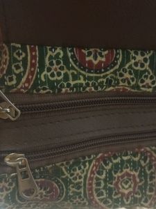 Round Sling Bag