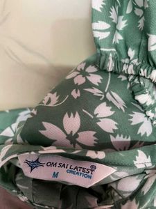 Green Floral Puff Sleeve Dress