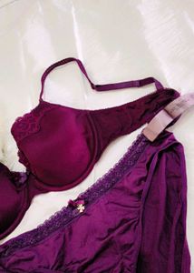 Beautiful Lace &amp; paded bra with brief 👍