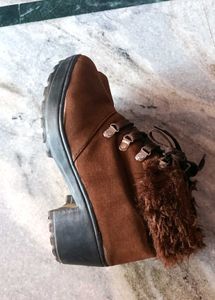 Cute Brown Ankle Boots with Fur