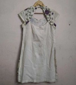 Embroidered Sleeveless Kurta