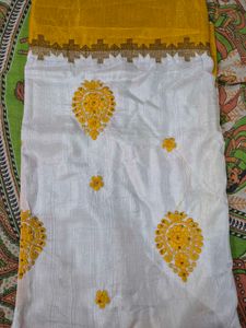 Elegant White Saree with Yellow Embroidery