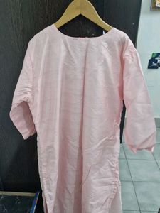 Elegant Pink Chikankari Kurta