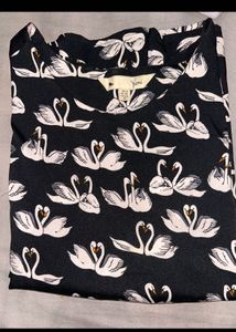 YUMI BLACK SWAN TOP