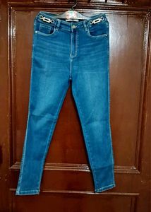 Stylish Blue Denim Jeans with Chain Detail