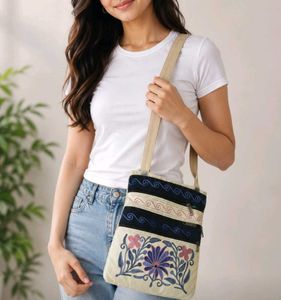 Embroidered Crossbody Bag with Floral Design