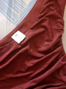 Stylish Ruched One-Shoulder Crop Top