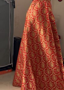 🚨red🚨red skirt