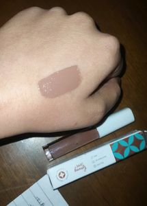 Matte Liquid Lipstick In Almond Graze Shade
