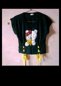 Hello Kitty Graphic Tee