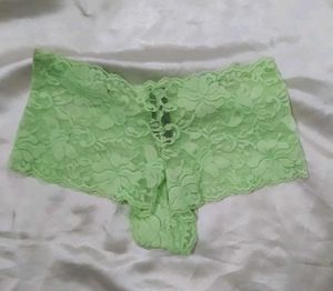 new lace panty