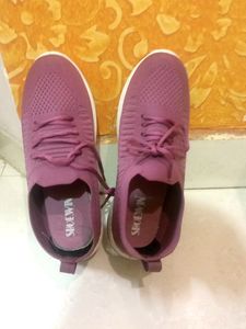 Sneakers For Women